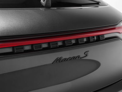 2022 Porsche Macan S