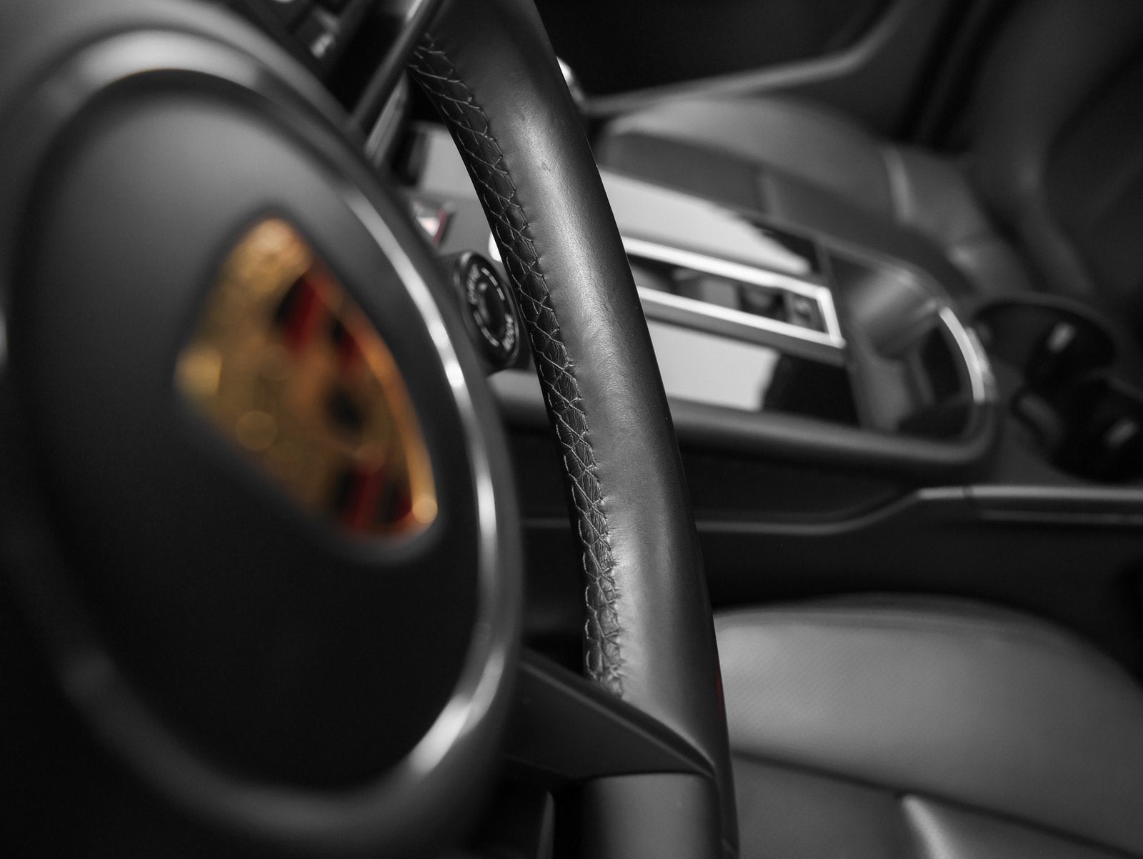 2022 Porsche Macan S