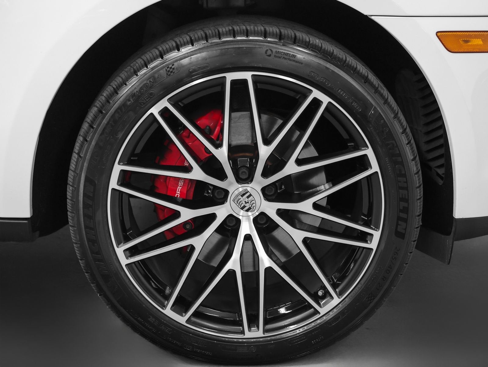 2022 Porsche Macan S