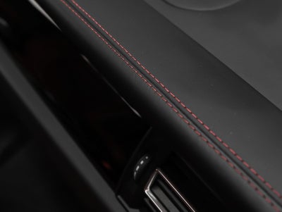 2022 Porsche Macan S