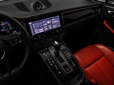 2022 Porsche Macan S