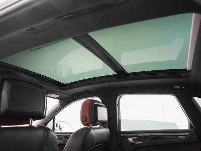 2022 Porsche Macan S