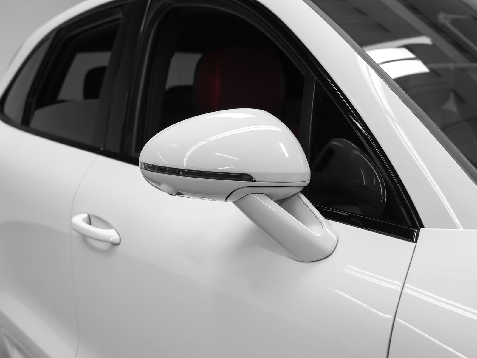 2022 Porsche Macan S