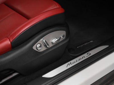 2022 Porsche Macan S