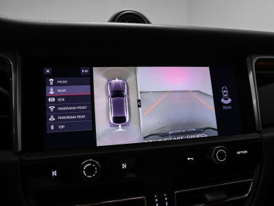 2022 Porsche Macan S