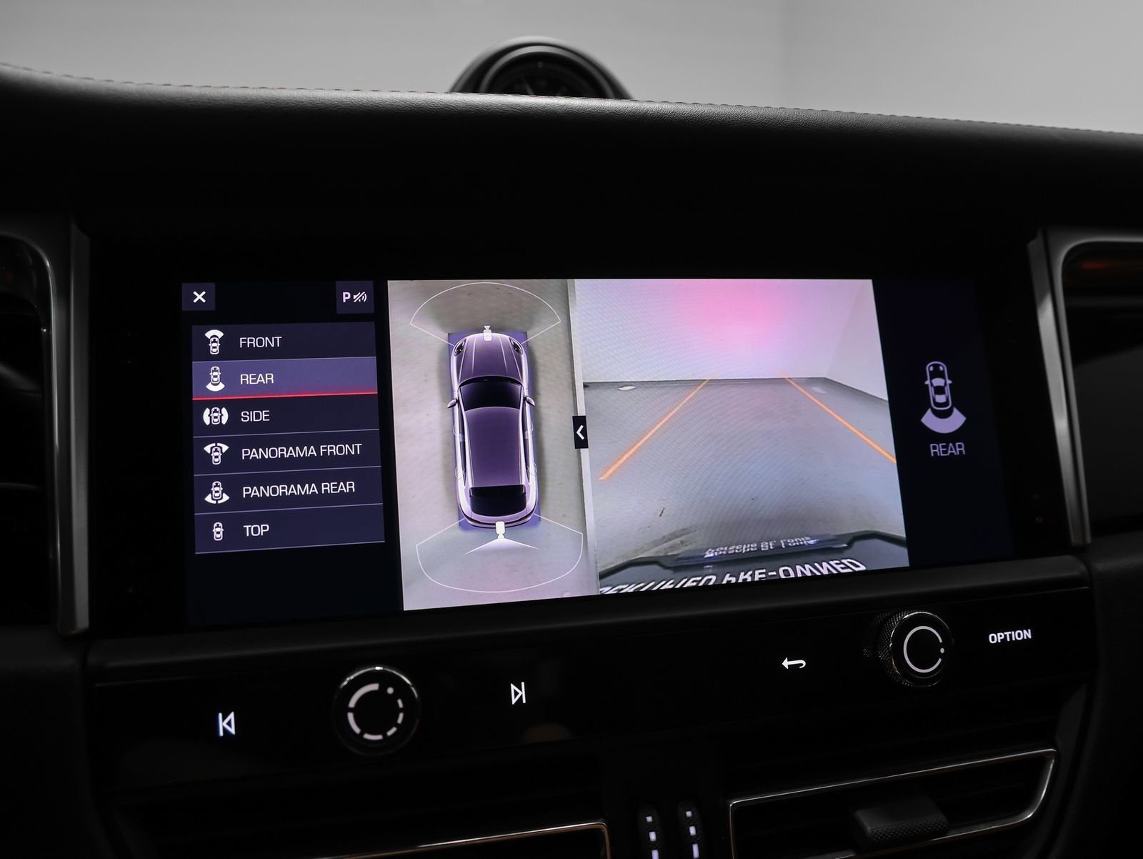 2022 Porsche Macan S