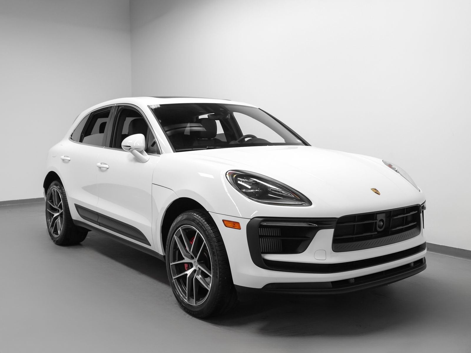 2025 Porsche Macan S