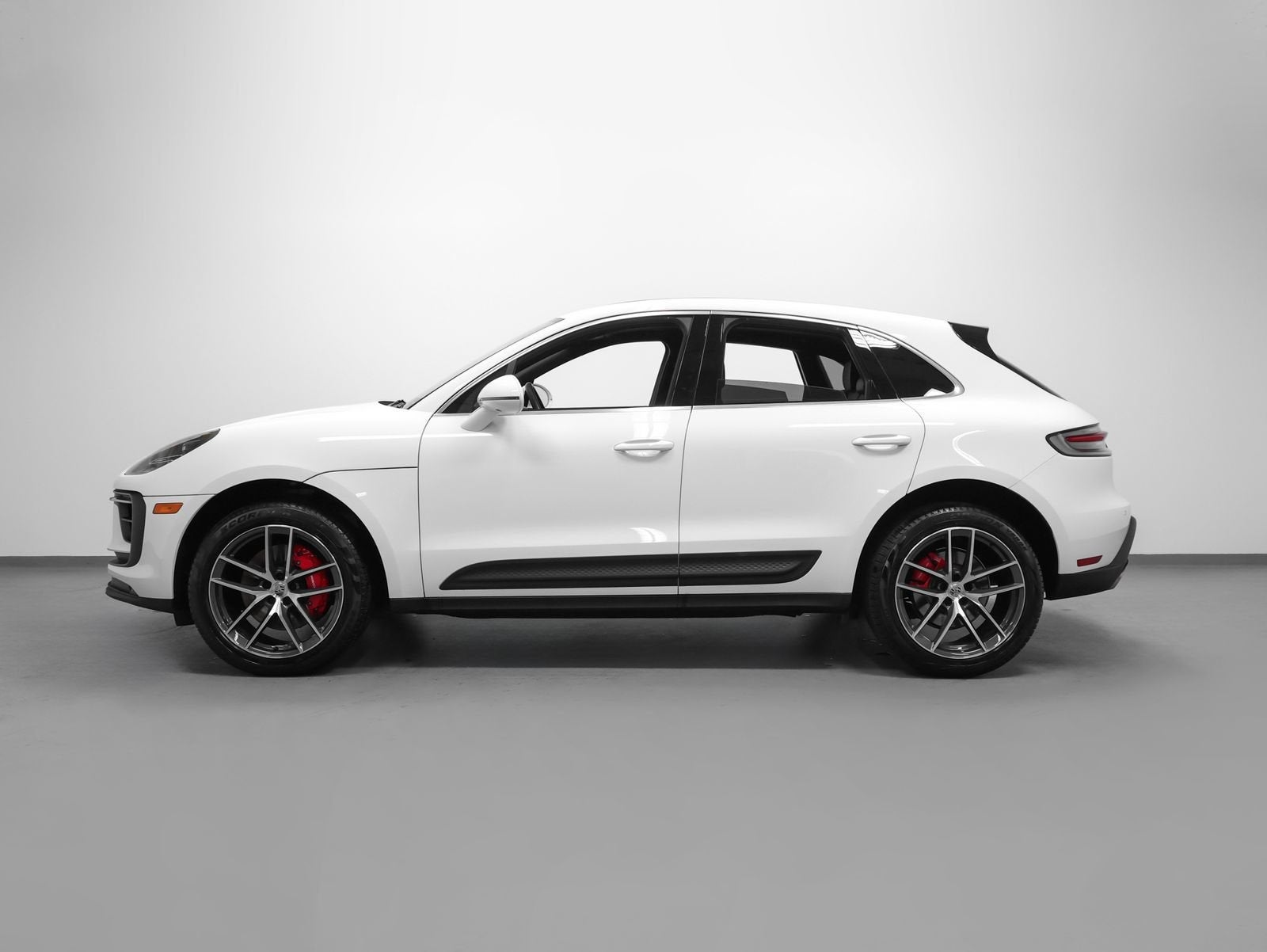 2025 Porsche Macan S