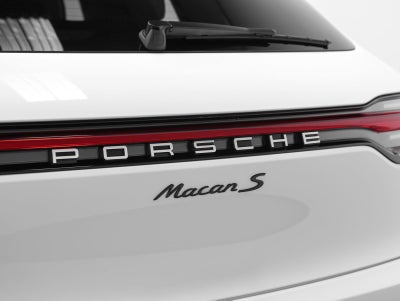 2025 Porsche Macan S
