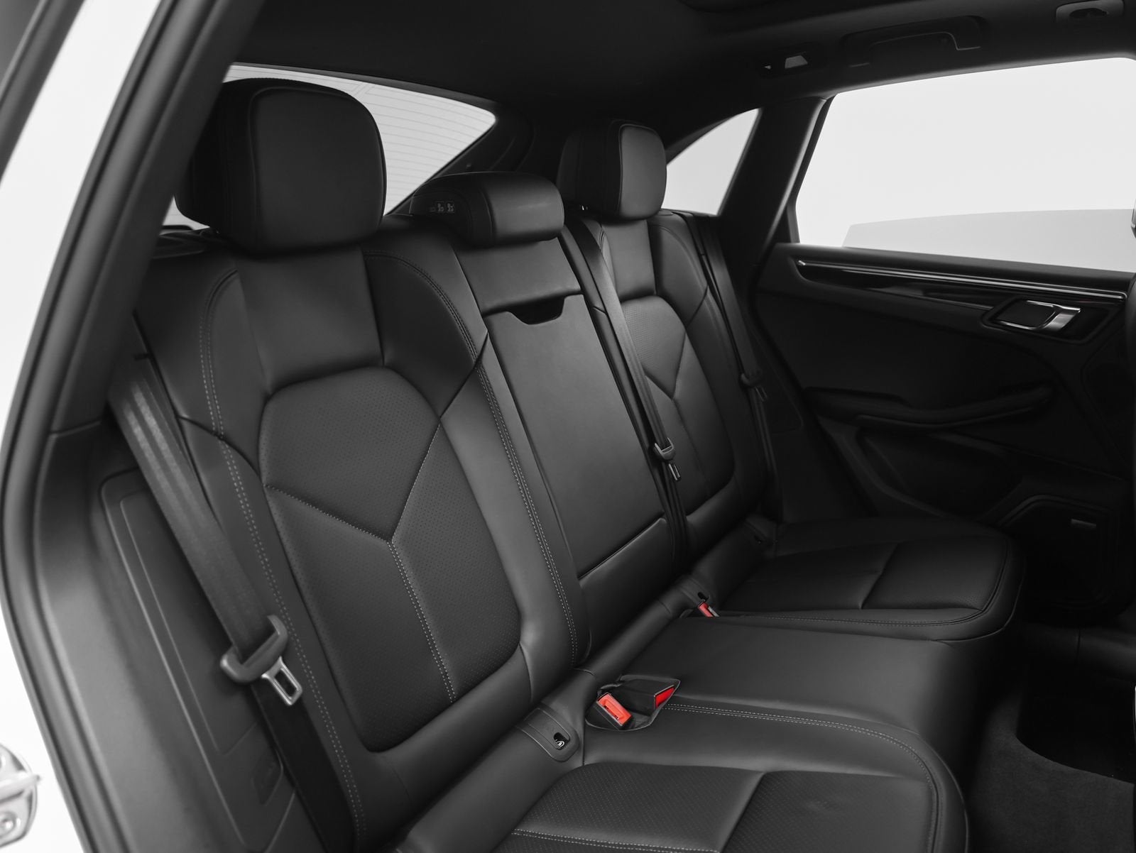 2025 Porsche Macan S