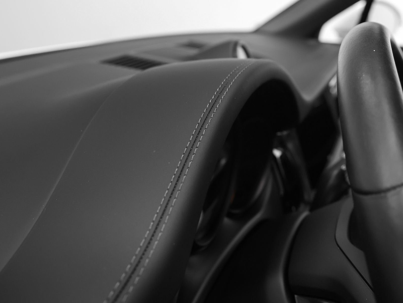 2025 Porsche Macan S