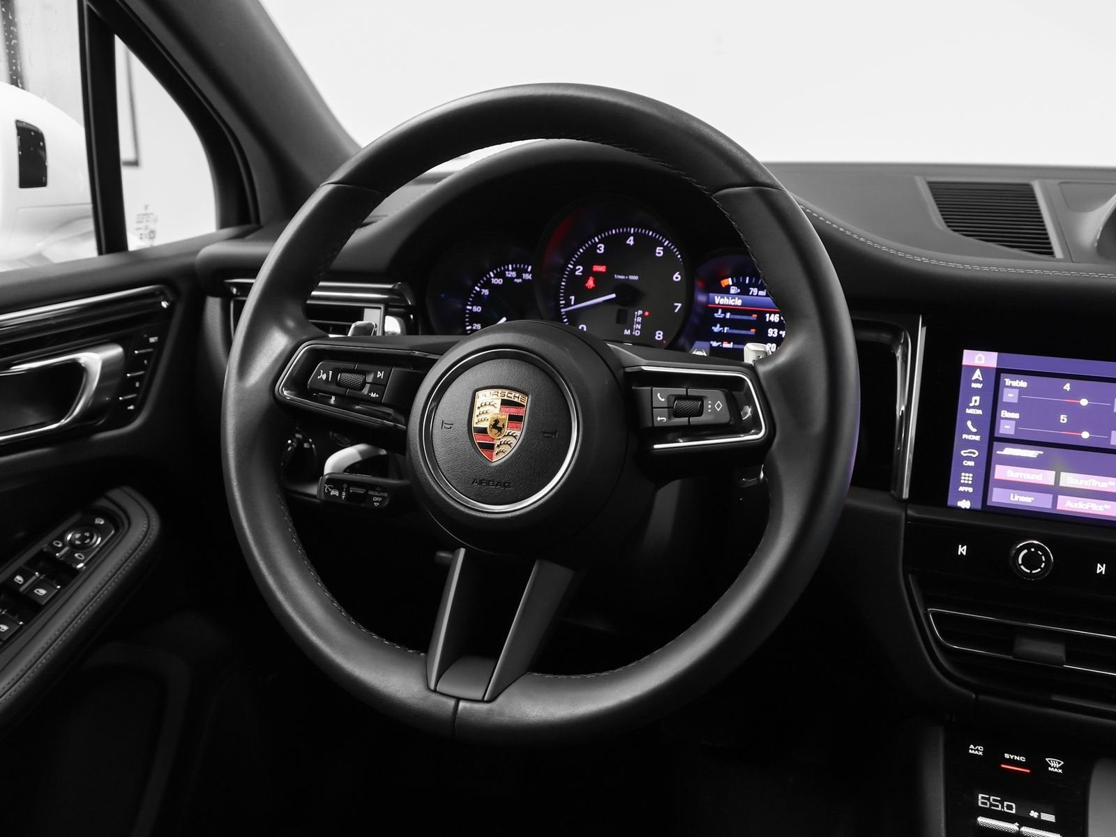 2025 Porsche Macan S