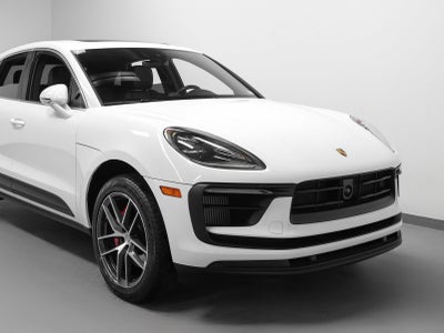 2025 Porsche Macan S