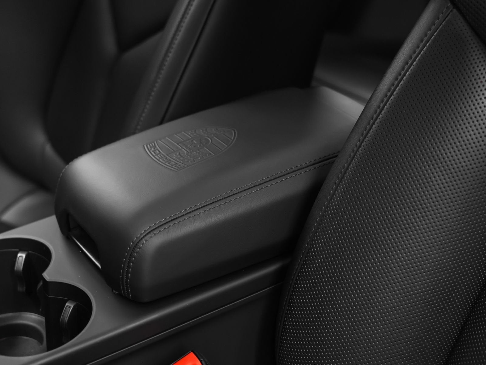 2025 Porsche Macan S