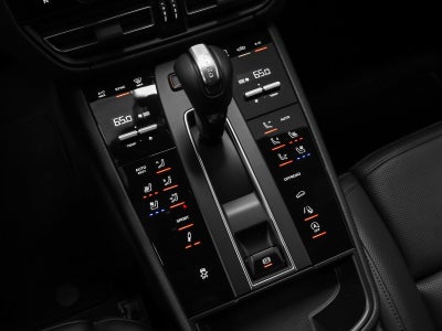 2025 Porsche Macan S