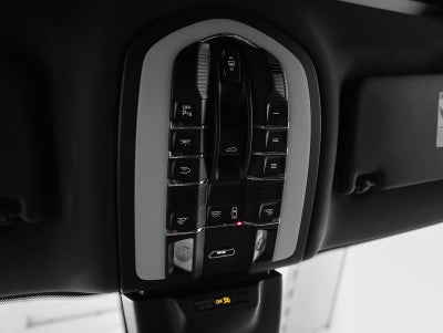 2025 Porsche Macan S