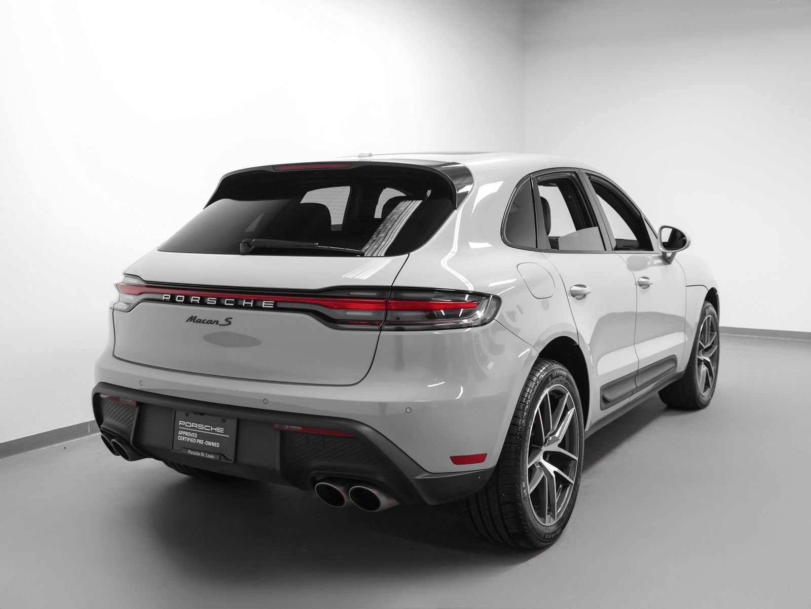 2024 Porsche Macan S