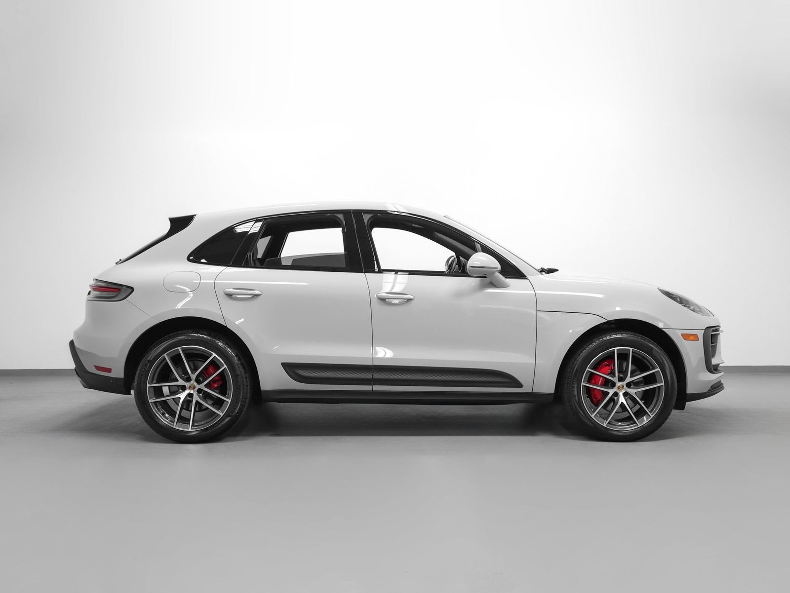 2024 Porsche Macan S
