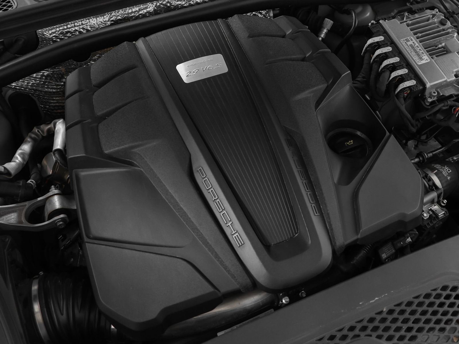 2024 Porsche Macan S