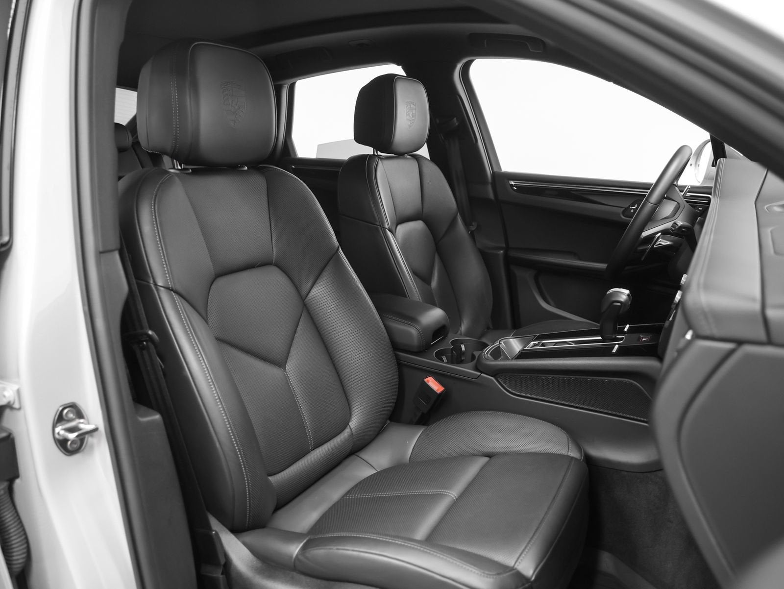 2024 Porsche Macan S