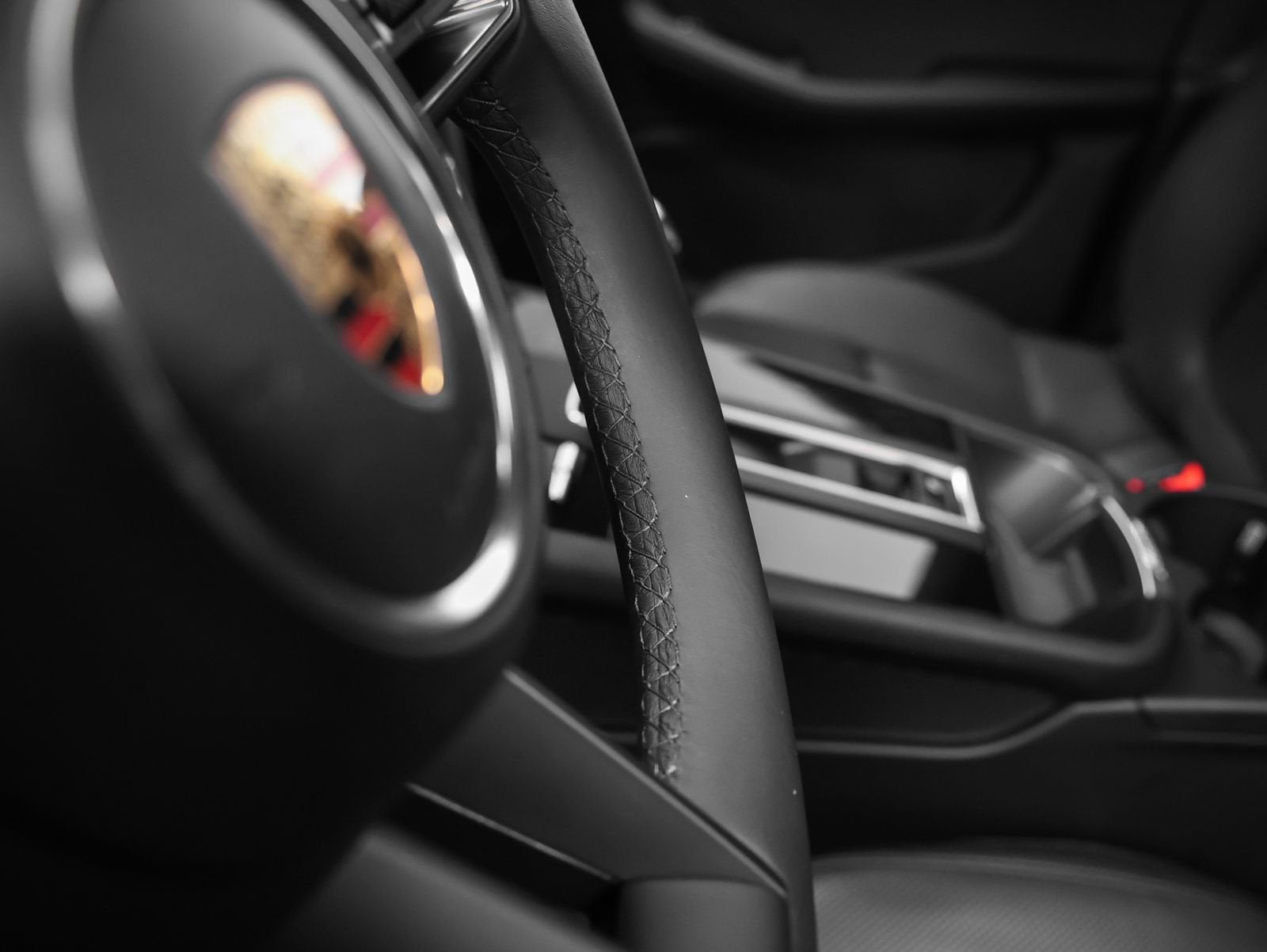 2024 Porsche Macan S