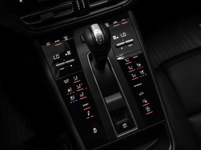 2024 Porsche Macan S