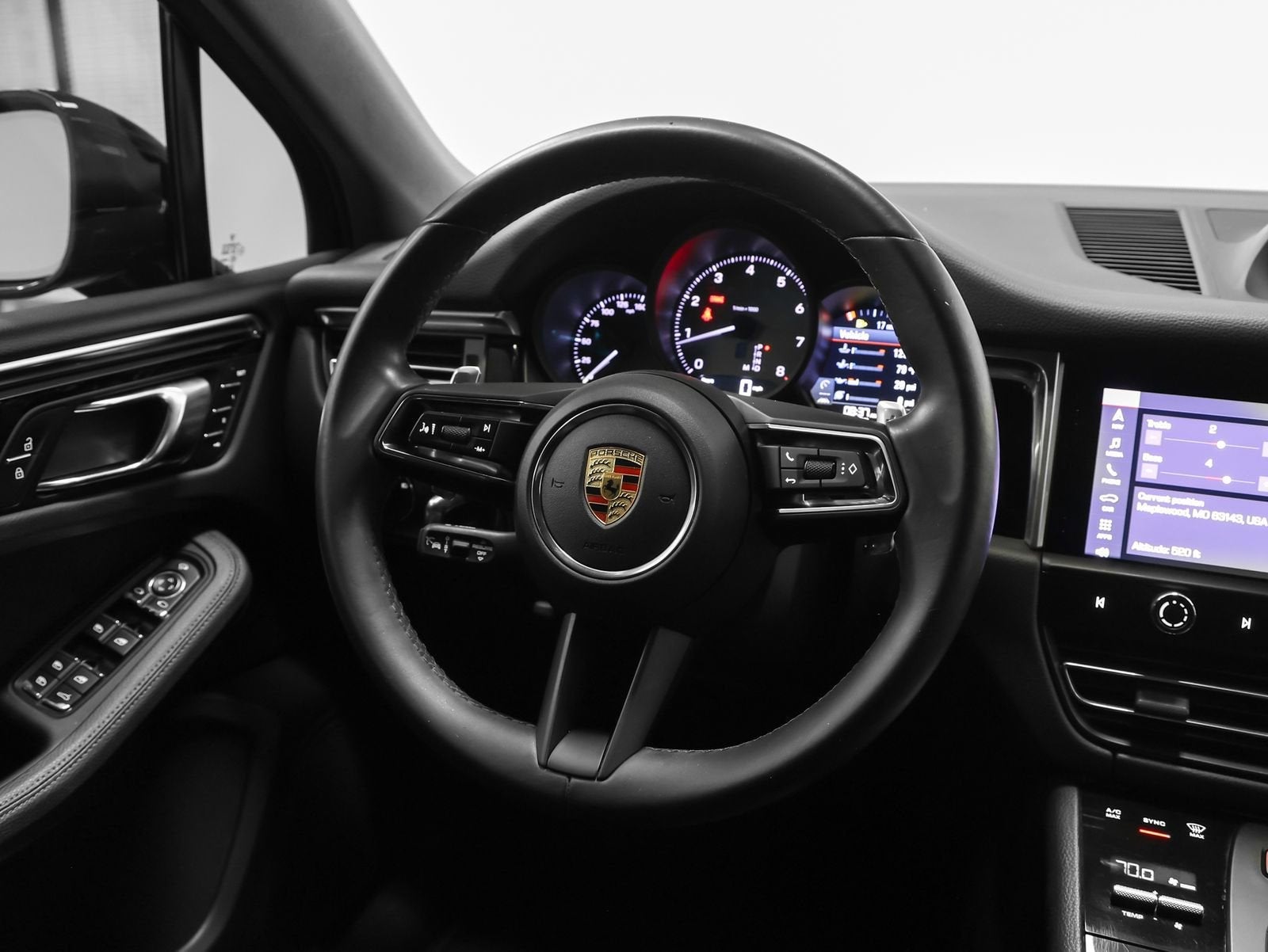 2023 Porsche Macan S