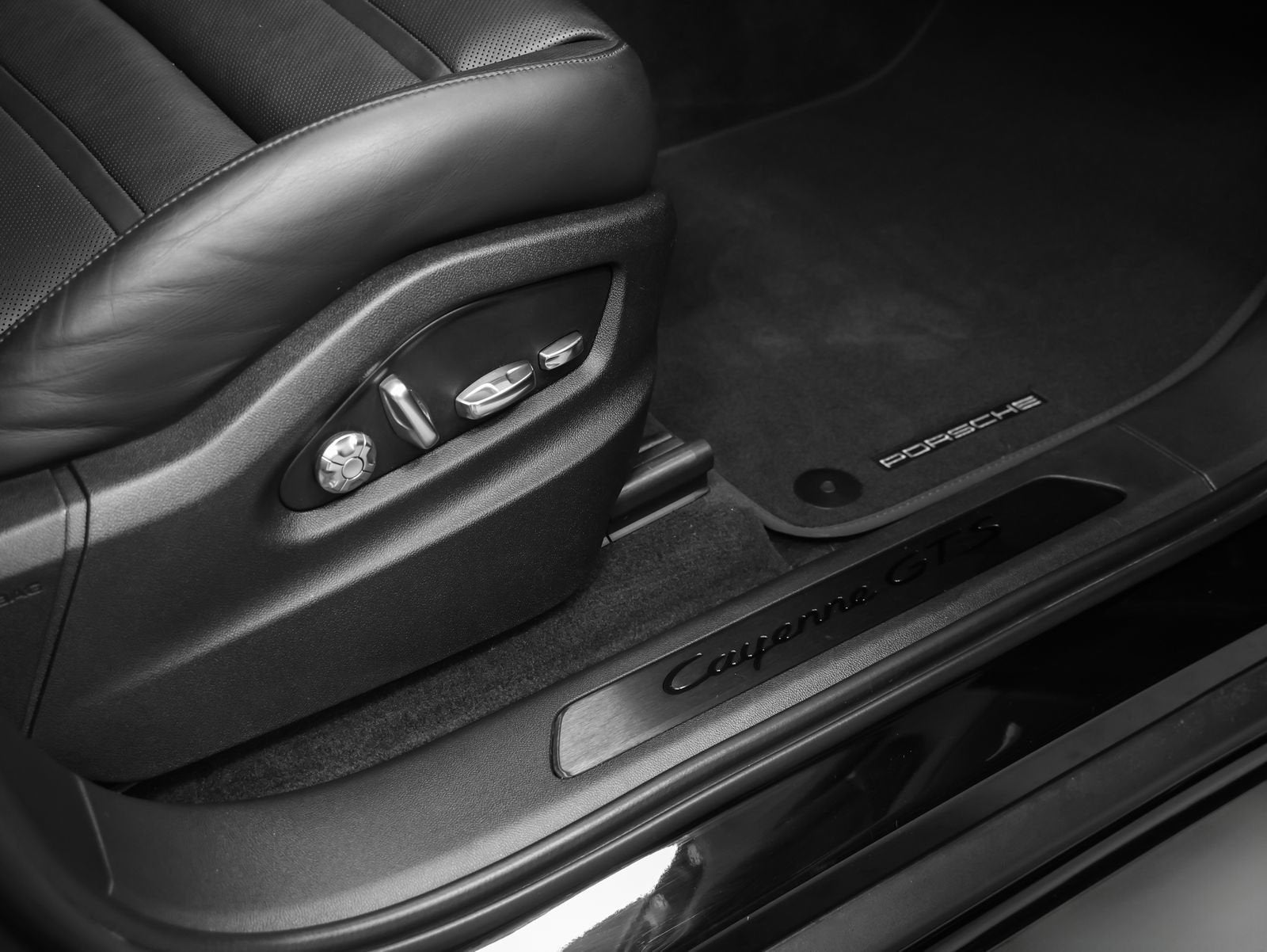 2021 Porsche Cayenne GTS