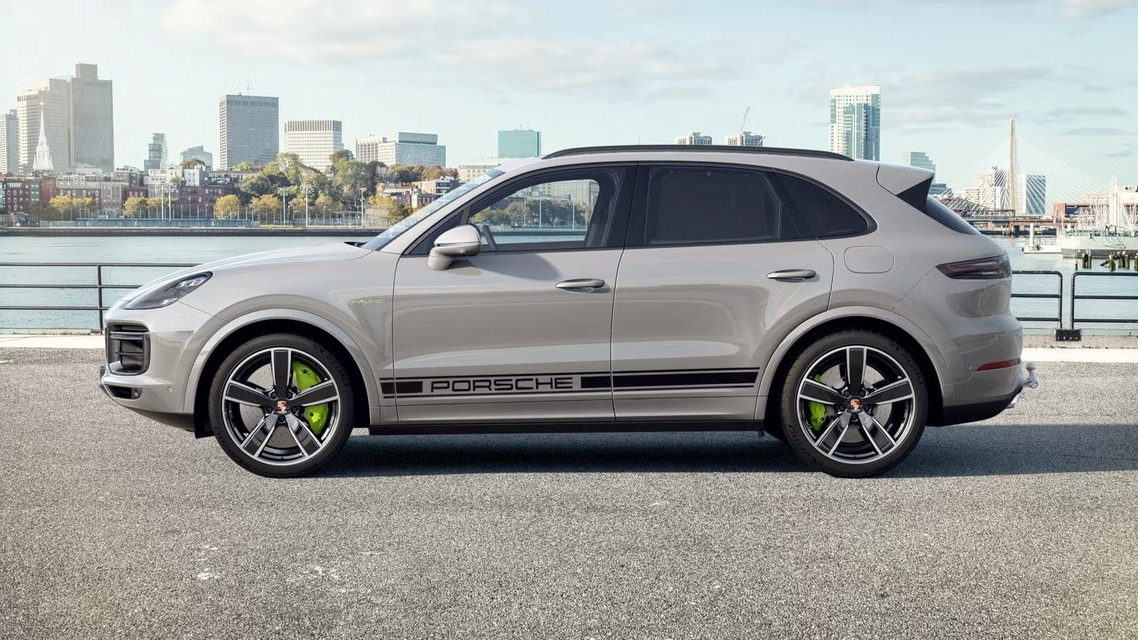 2023 Porsche Cayenne Turbo S E-Hybrid