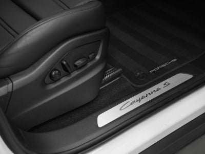 2026 Porsche Cayenne S