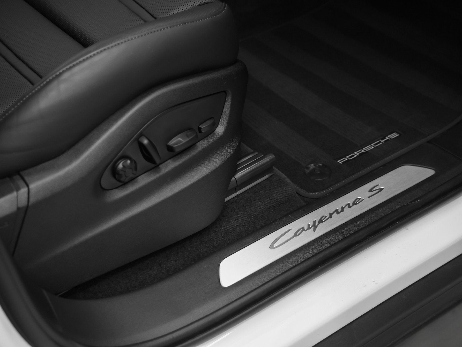 2026 Porsche Cayenne S