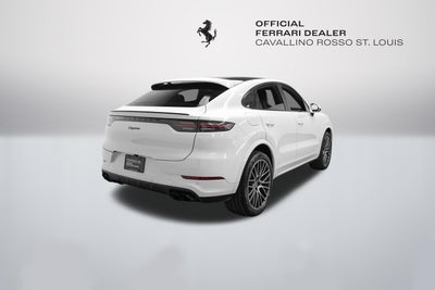 2022 Porsche Cayenne Base
