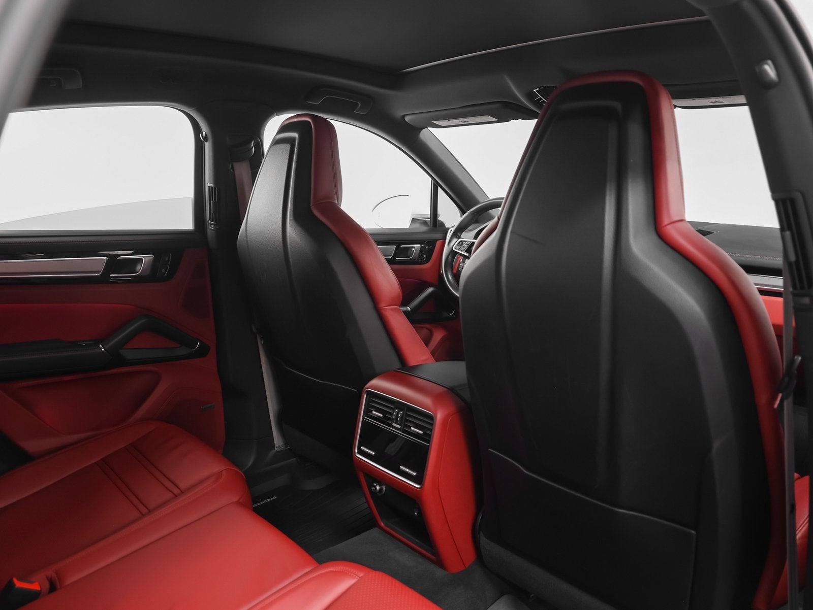 2022 Porsche Cayenne Base