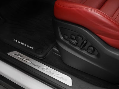 2022 Porsche Cayenne Base