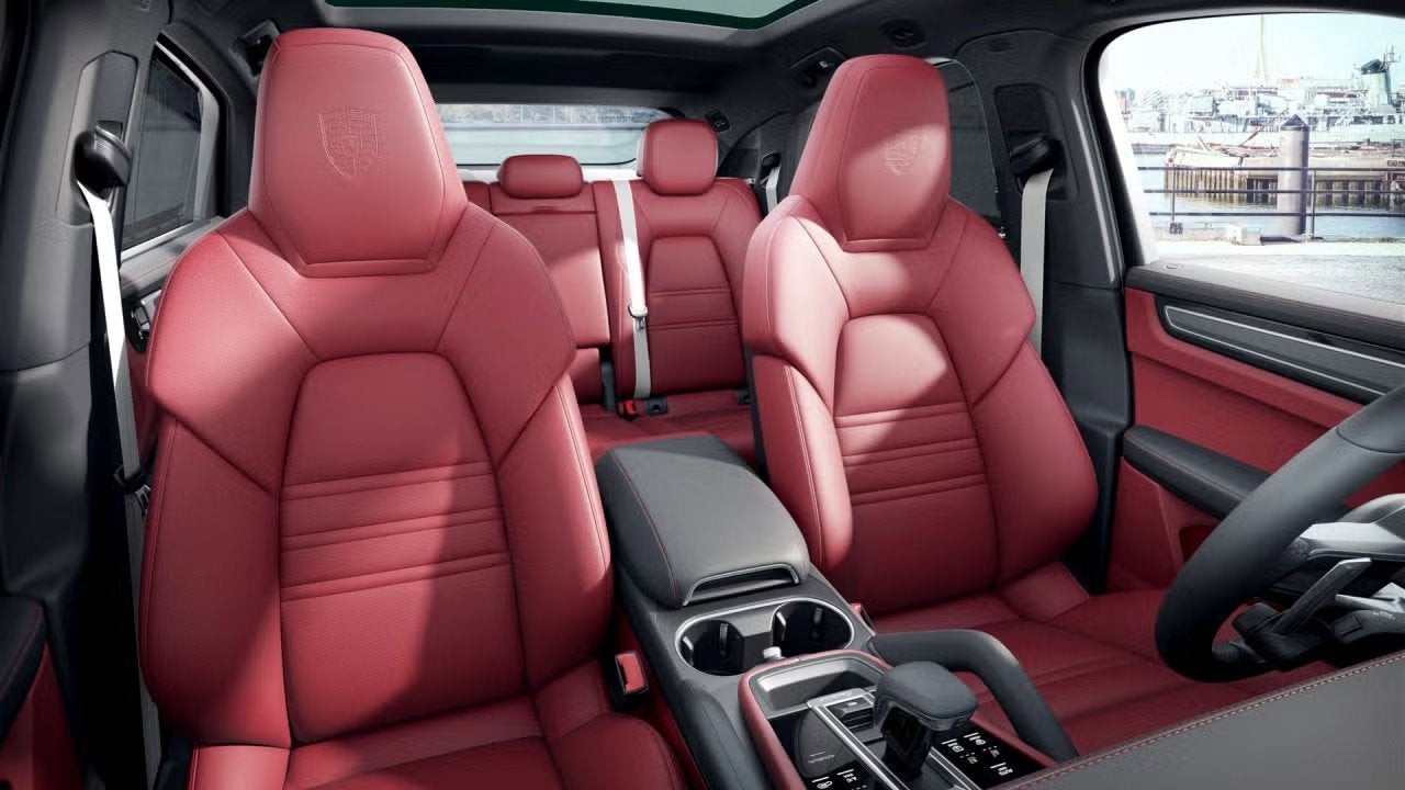 2022 Porsche Cayenne Platinum Edition