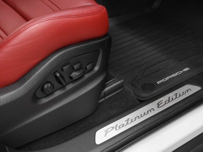 2022 Porsche Cayenne Base