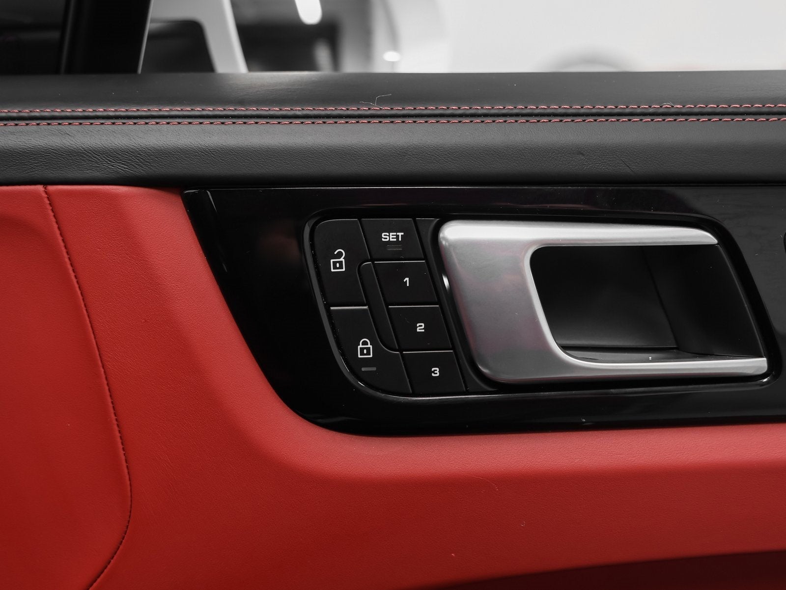 2022 Porsche Cayenne Base