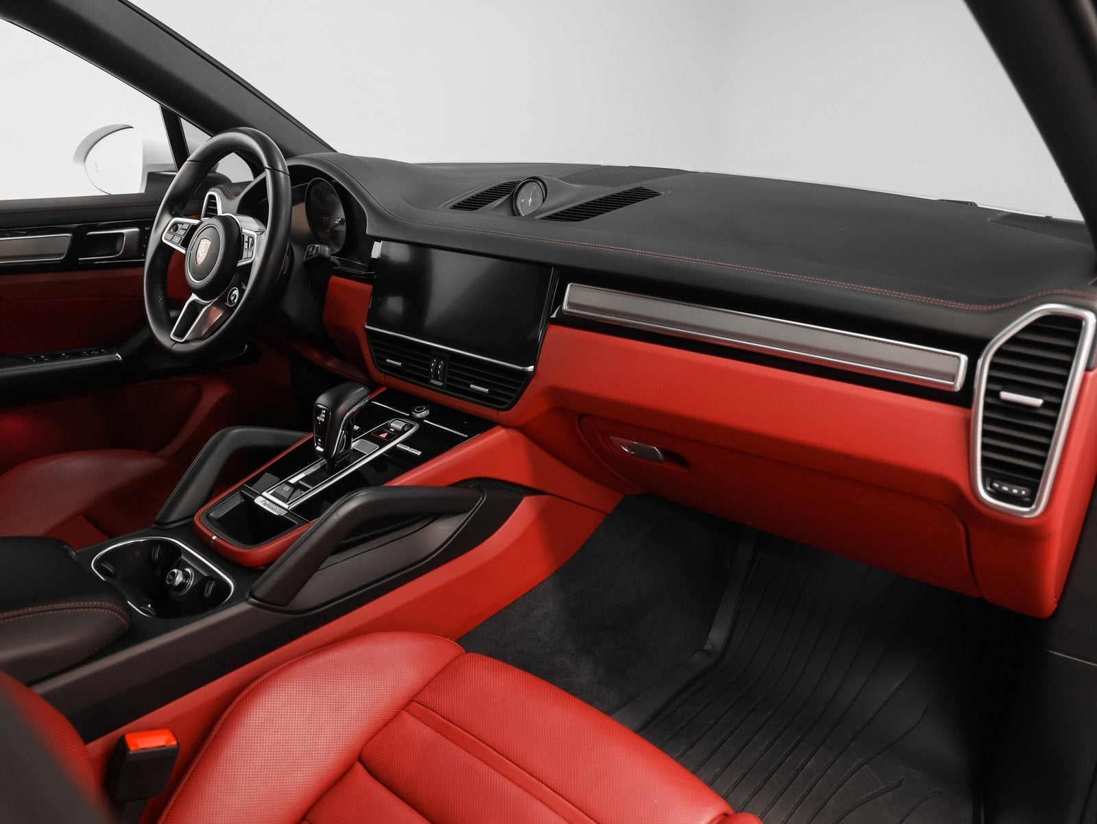 2022 Porsche Cayenne Base