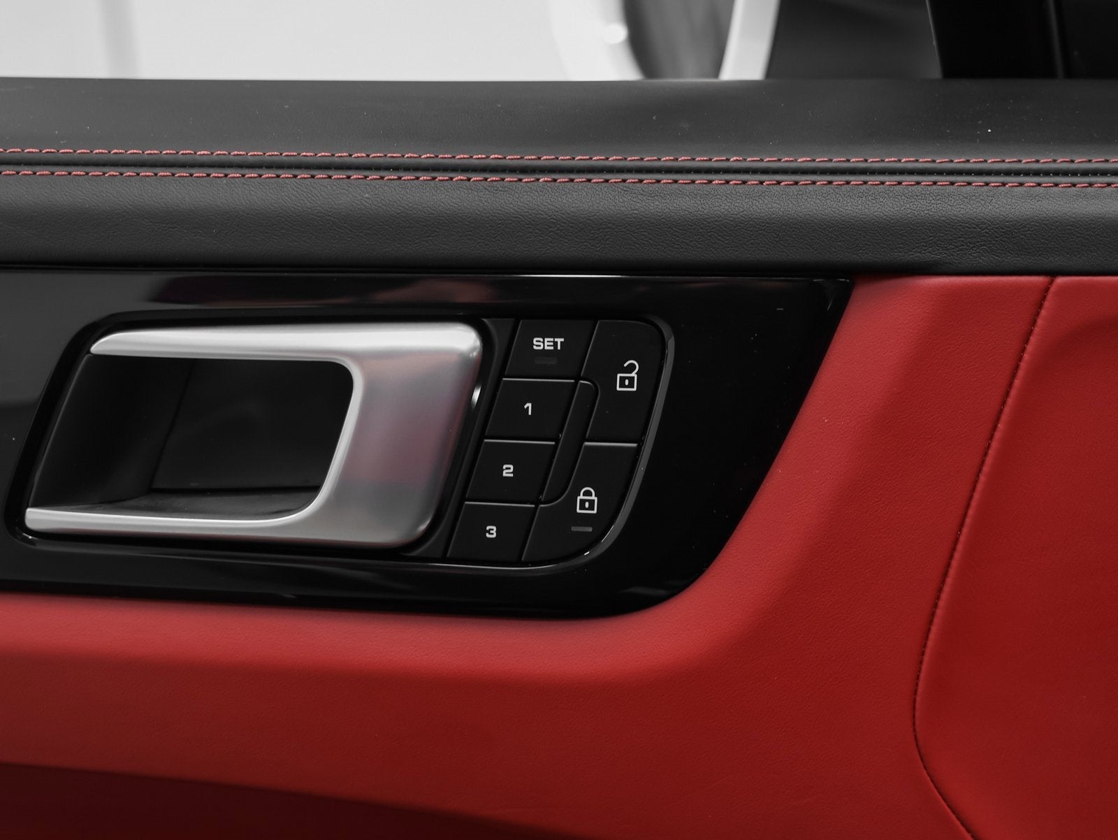 2022 Porsche Cayenne Base