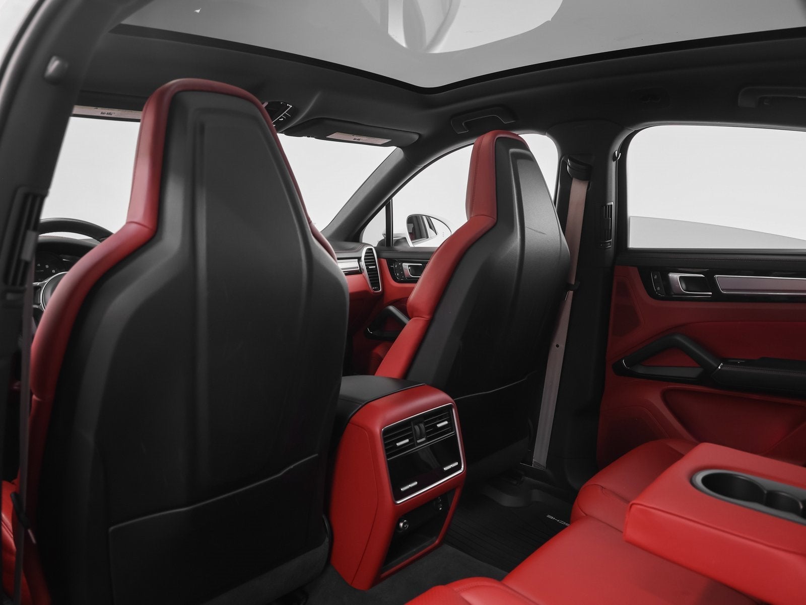 2022 Porsche Cayenne Base