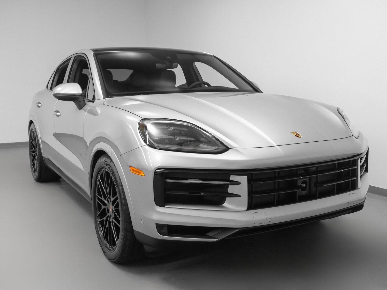 2025 Porsche Cayenne Base