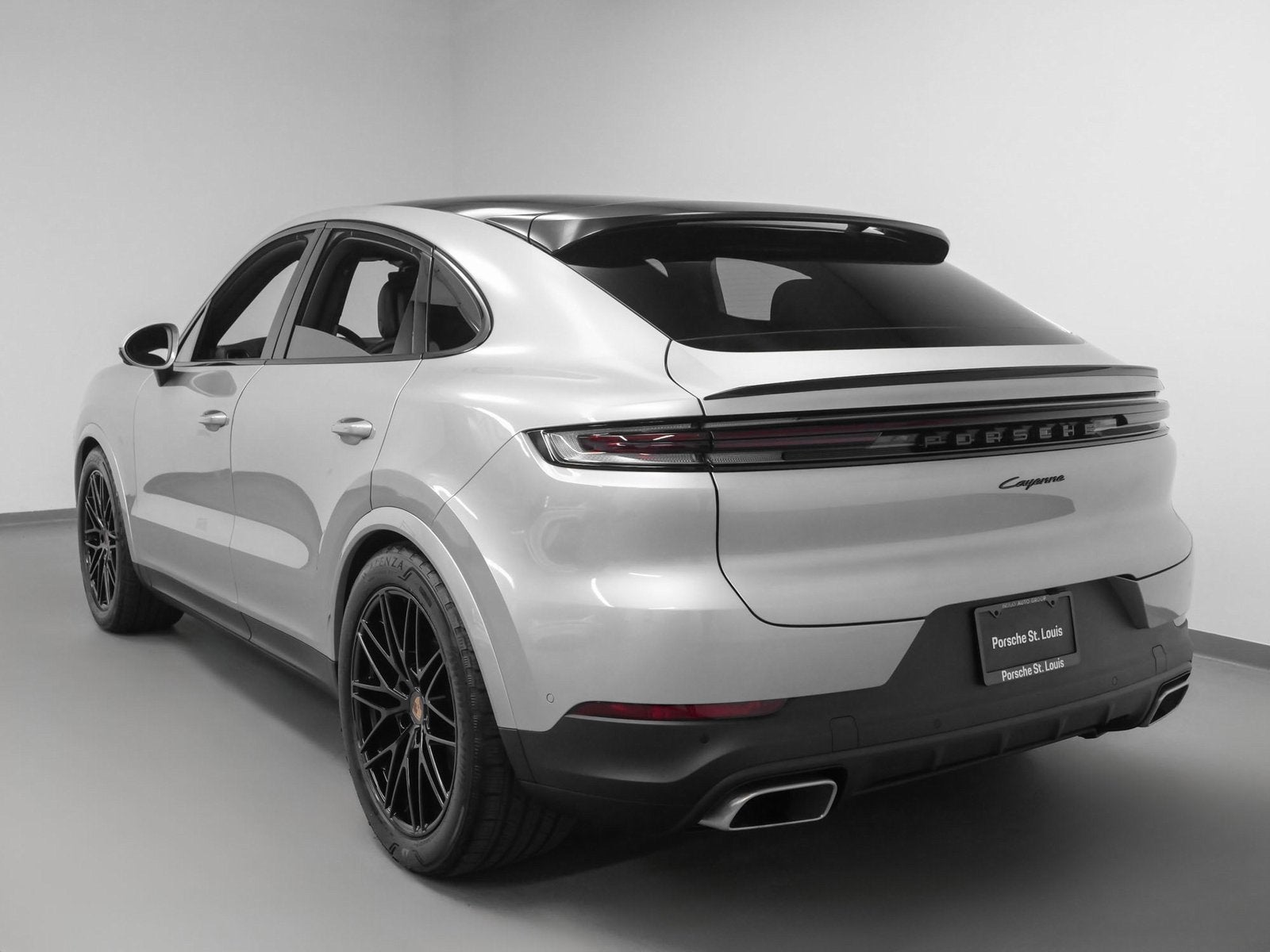 2025 Porsche Cayenne Base