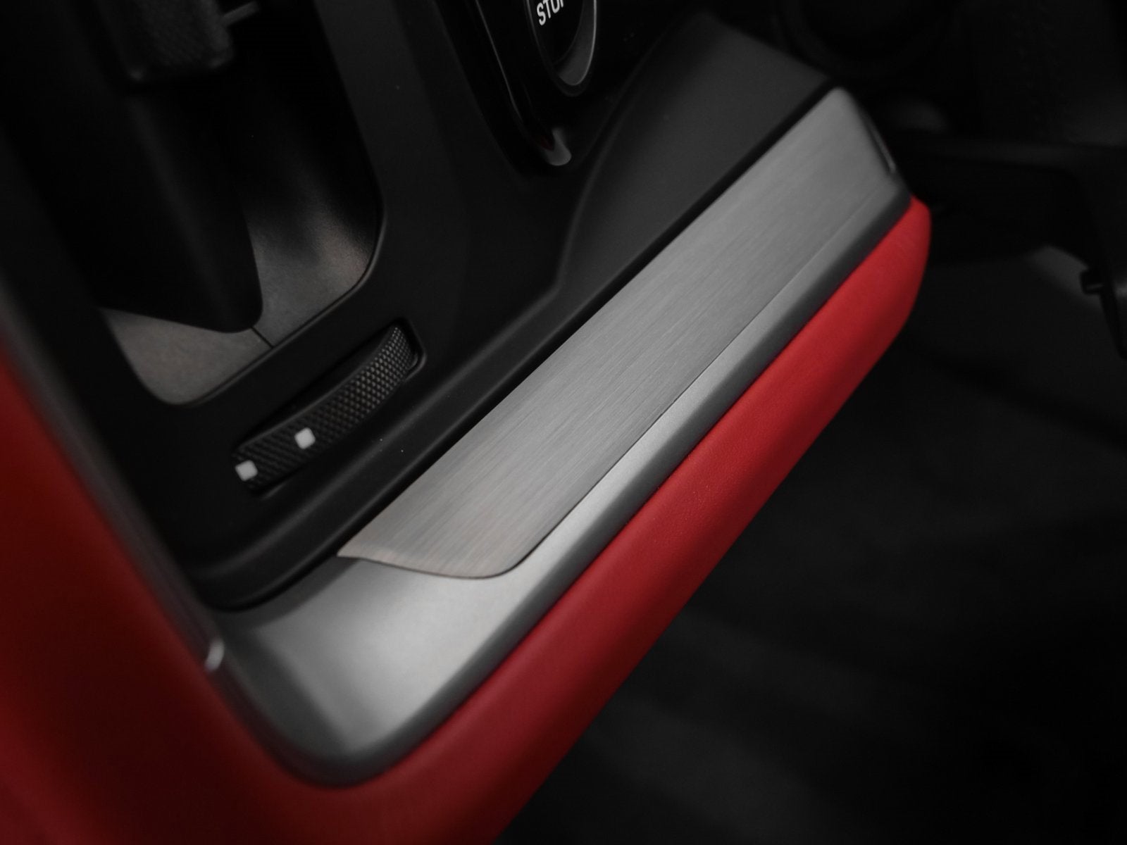 2025 Porsche Cayenne Base