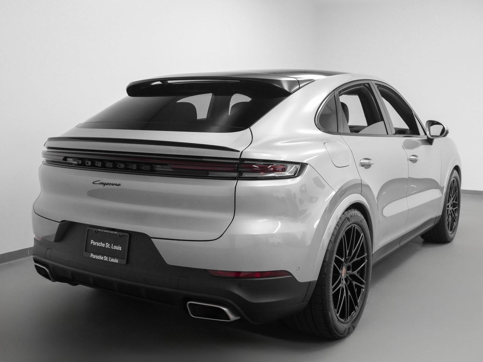 2025 Porsche Cayenne Base