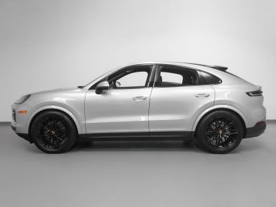 2025 Porsche Cayenne Base