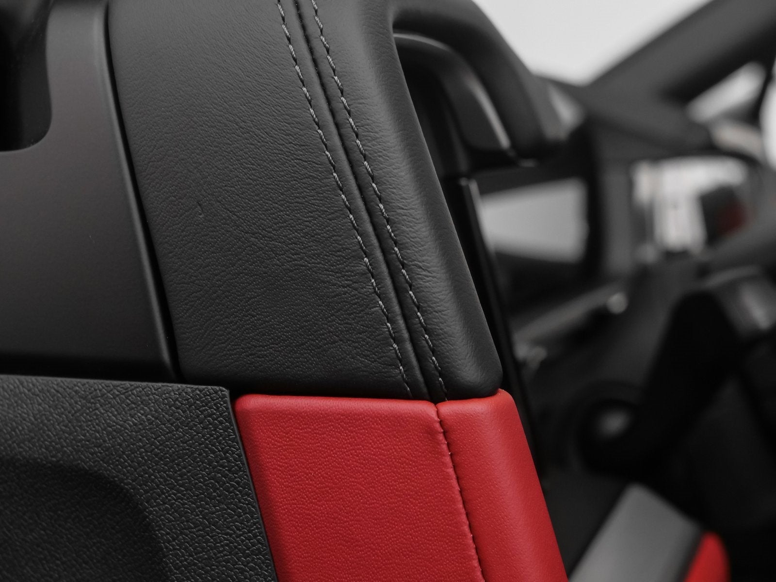 2025 Porsche Cayenne Base