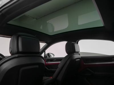 2025 Porsche Cayenne Base