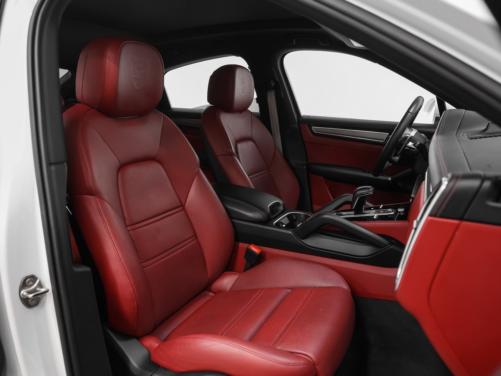 2022 Porsche Cayenne Platinum Edition