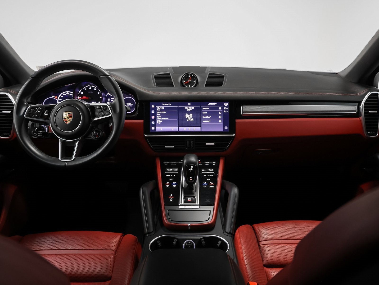 2022 Porsche Cayenne Platinum Edition