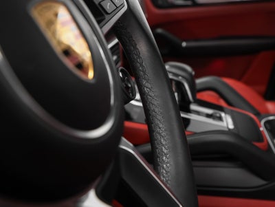 2022 Porsche Cayenne Platinum Edition